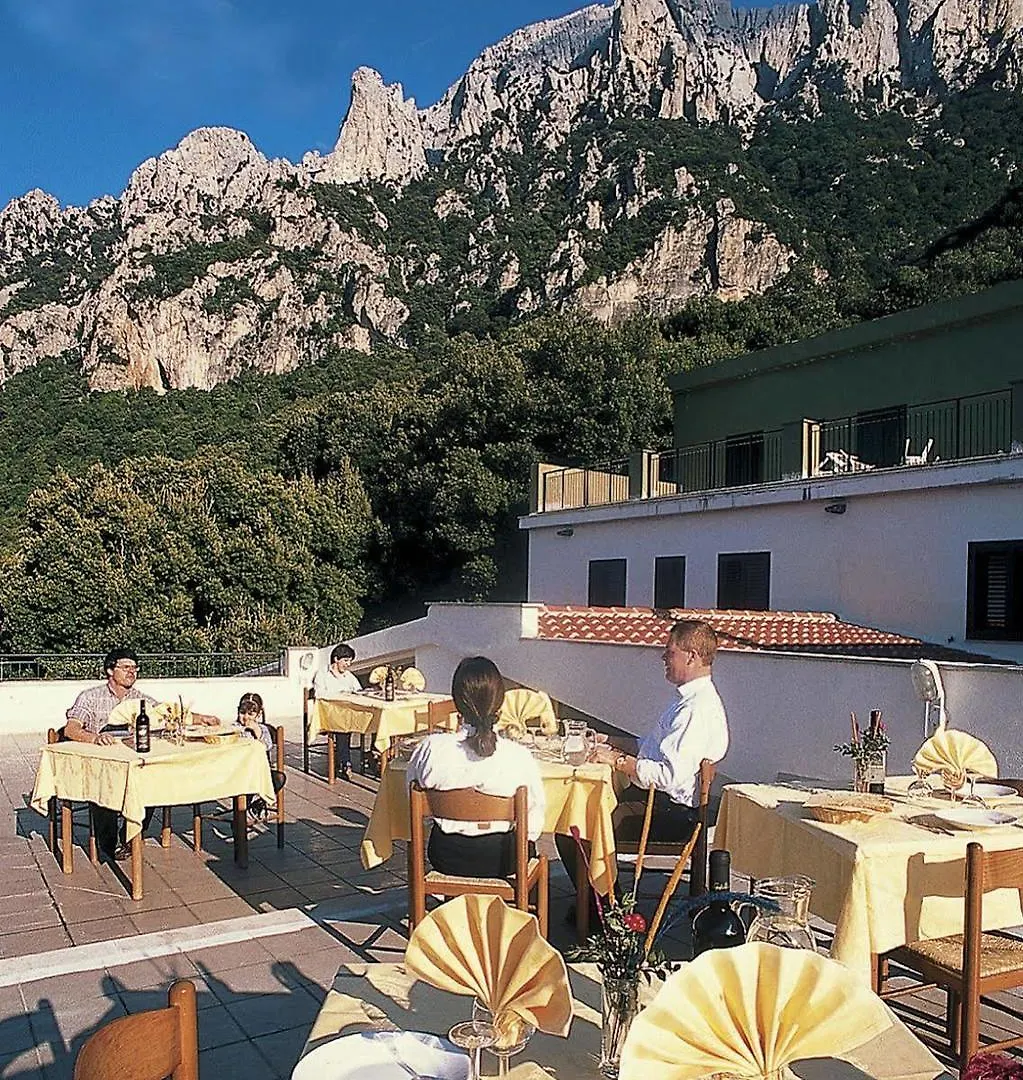 Hotel S'Enis Monte Maccione Oliena