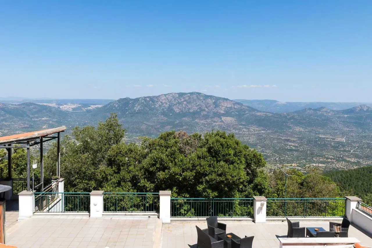 Hotel S'Enis Monte Maccione Oliena
